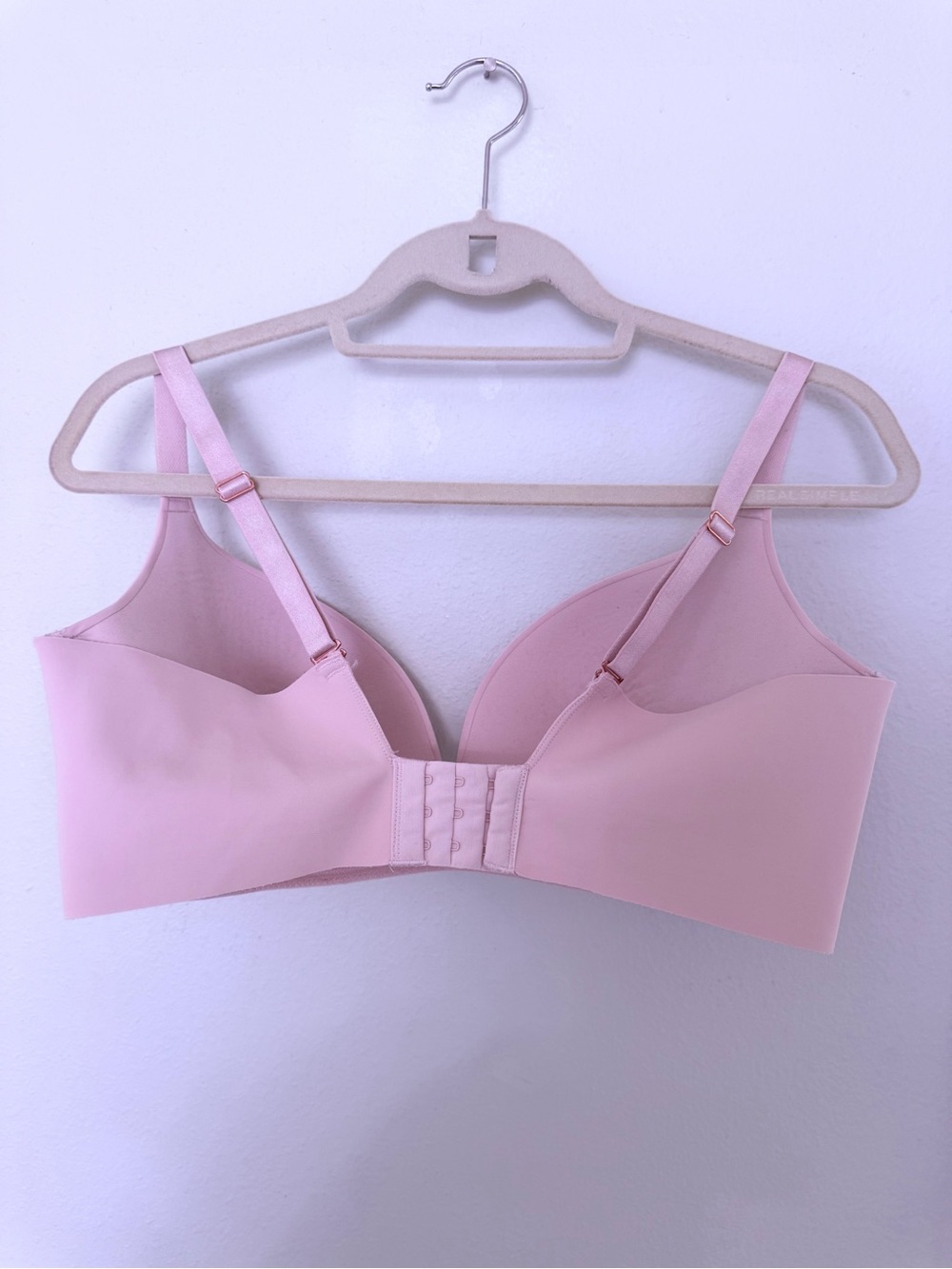 Maidenform 38D women’s Light Pink Push-Up Bra wireless side slimming EUC - Picture 8 of 14